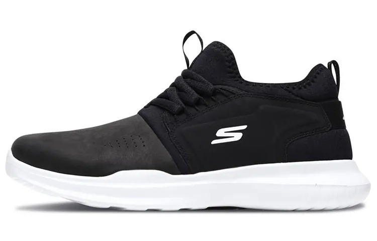 Skechers GO RUN Mojo Low top Running Shoes Women's Black