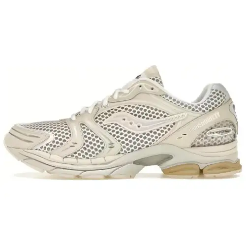 saucony ProGrid Triumph 4 Highsnobiety Cream