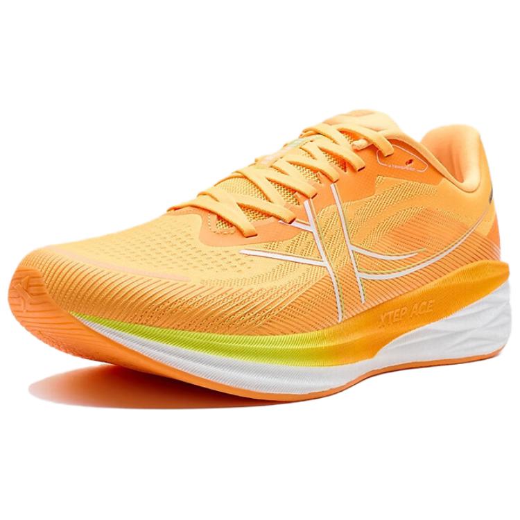 XTEP Cushioning Rebound Low top Running Shoes Men’s Orange