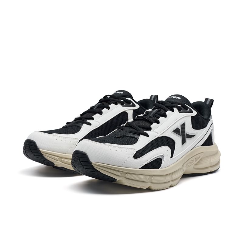 XTEP Cushioning Low top Running Shoes Men’s Canvas White/Black