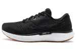 saucony Triumph 18 'Black Gum'