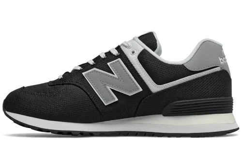 574 New Balance 'Black Chromatic'