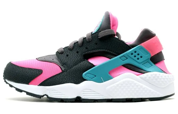 Nike Air Huarache 'Hyper Pink'