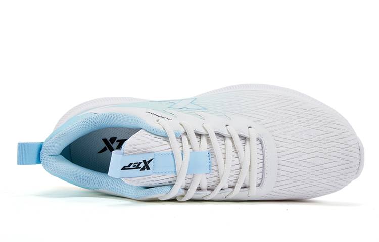 XTEP Cushioning Slip Resistant Abrasion Resistant Lightweight Rebound Low top Running Shoes Men’s White Blue