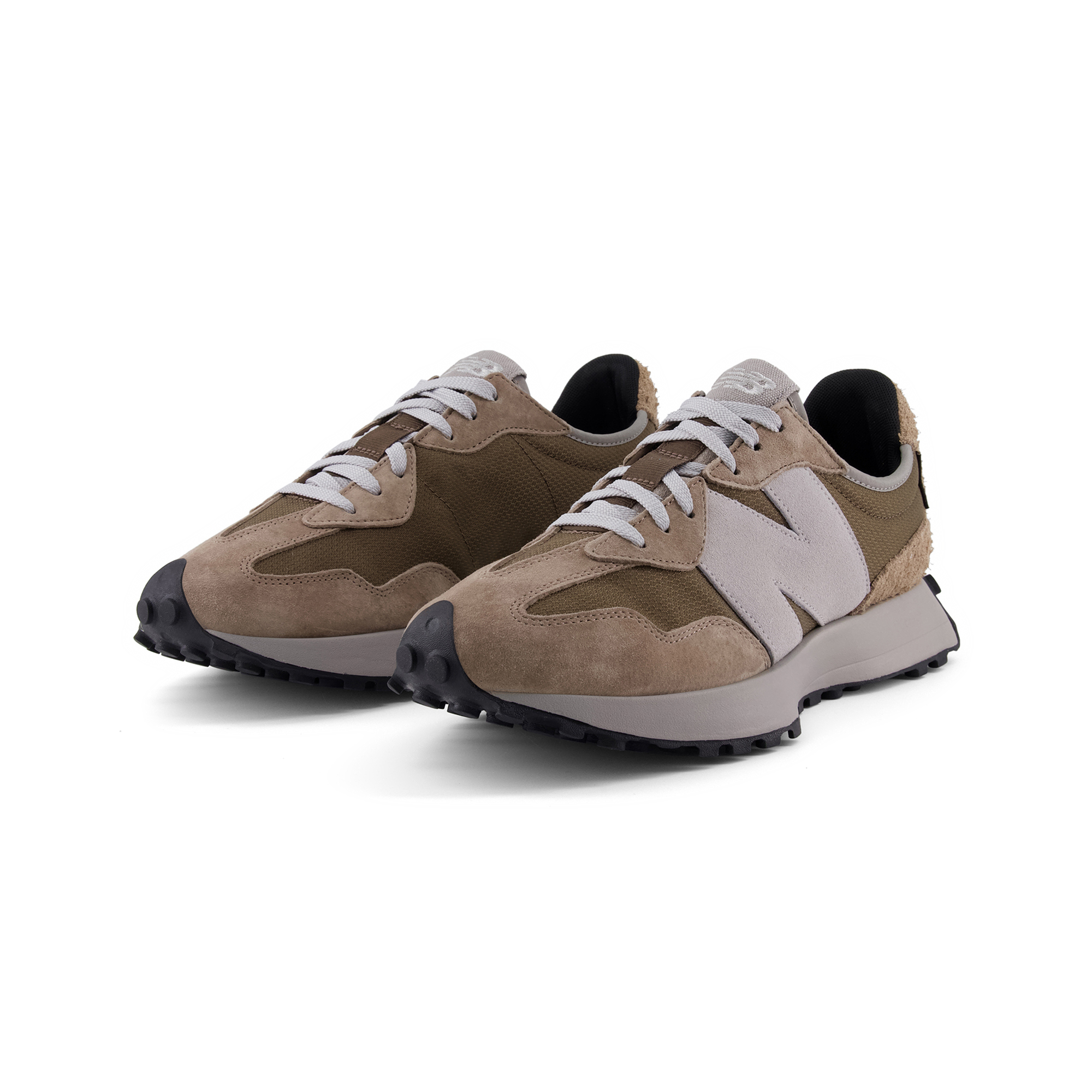 327 New Balance Cordura ‘Beige Brown’