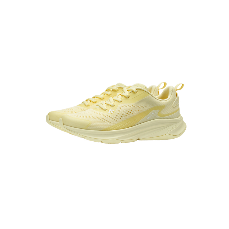 DESCENTE Slip Resistant Abrasion Resistant Cushioning Low top Running Shoes Women’s