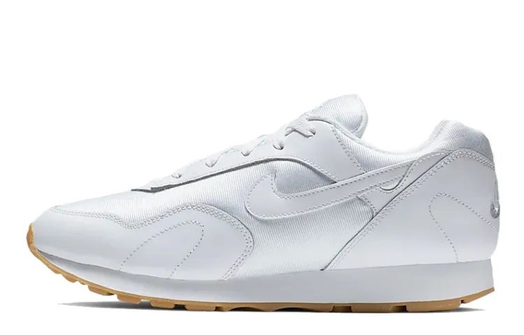 Nike Outburst Slip Resistant Lightweight Non slip Lightweight Low top Running Shoes Women's White