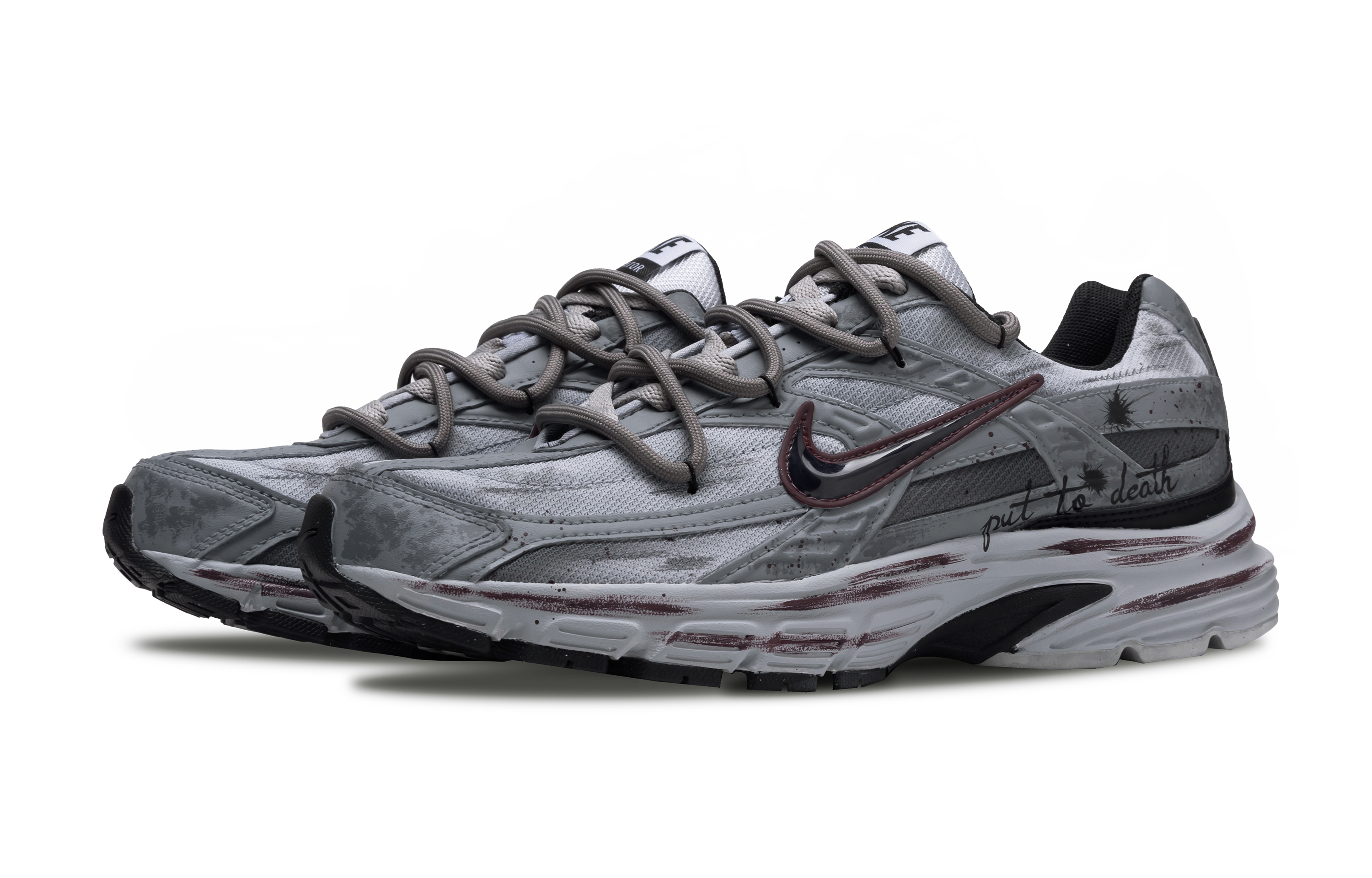 Nike Initiator Slip Resistant Low top Running Shoes Men’s Gray Black