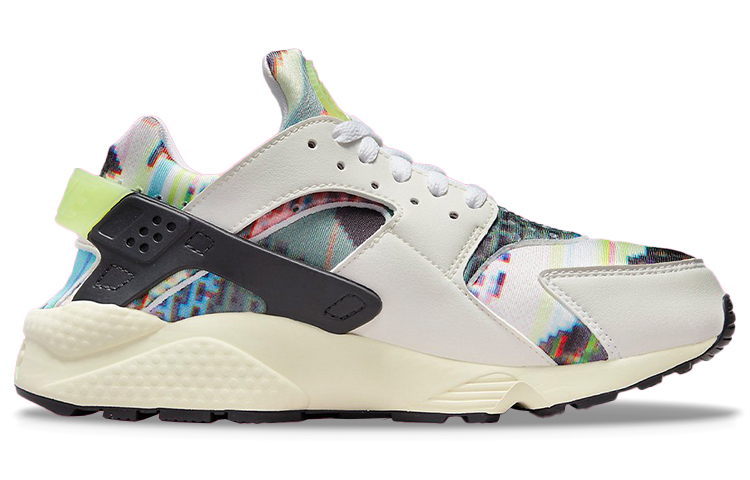 Nike Air Huarache Pixel Game Women’s