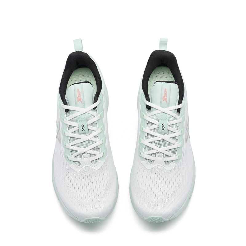 XTEP Cushioning Abrasion Resistant Lightweight Low top Running Shoes Women’s White Green