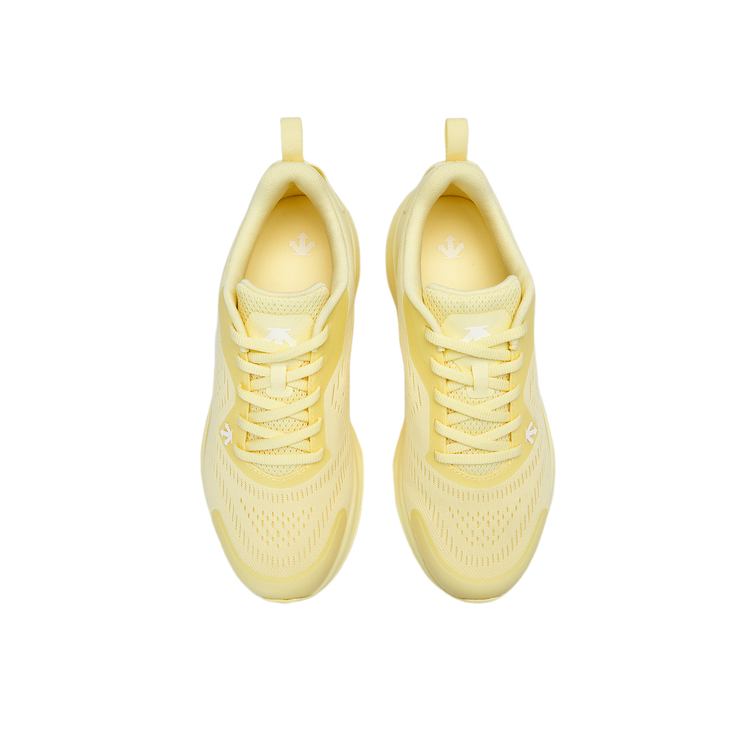 DESCENTE Slip Resistant Abrasion Resistant Cushioning Low top Running Shoes Women’s