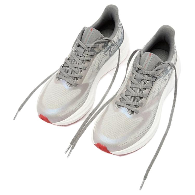 QIAODAN Abrasion Resistant Cushioning Slip Resistant Abrasion Resistant Cushioning Slip Resistant Low top Sprint Casual