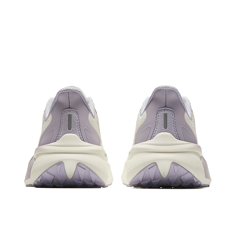 Anta Cushioning, Wear Resistant Low top Running Shoes Women’s Ivory White