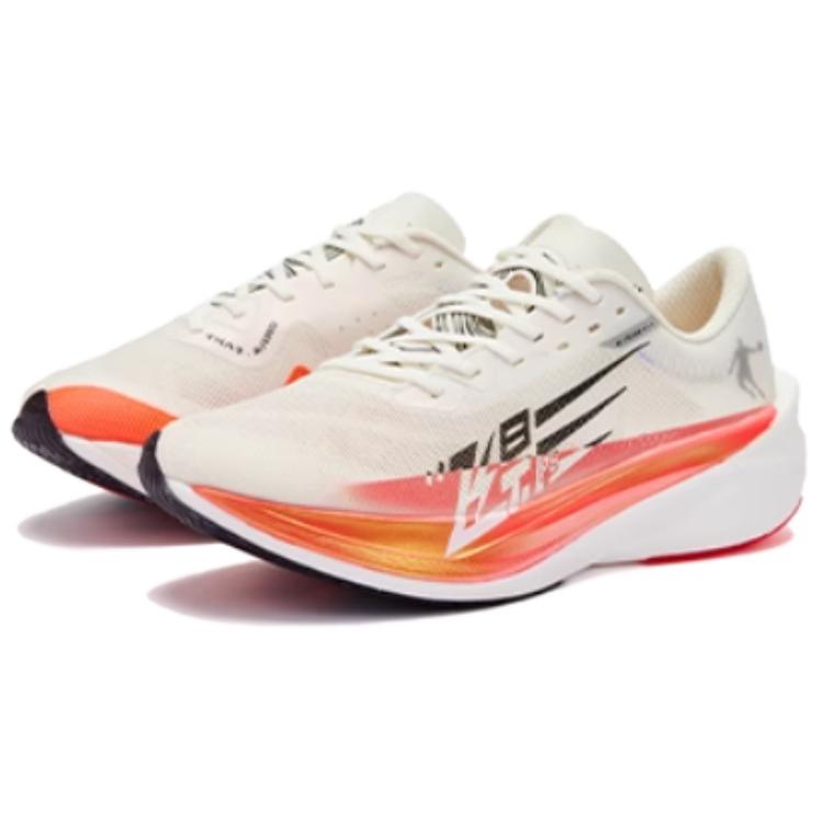 QIAODAN Feiying PB4.0 Slip Resistant Abrasion Resistant Low top Carbon Plate Pro Marathon Running Shoes Women’s