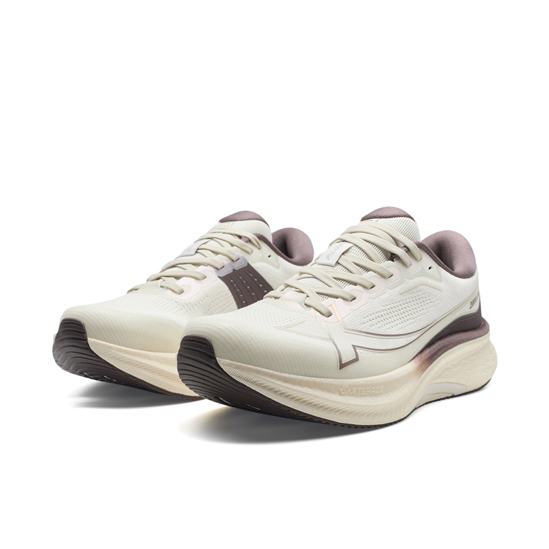 XTEP 2000km PLUS Low top Training Sprint City Commuting Running Shoes Men’s Residual White Gray Cool Tea Brown