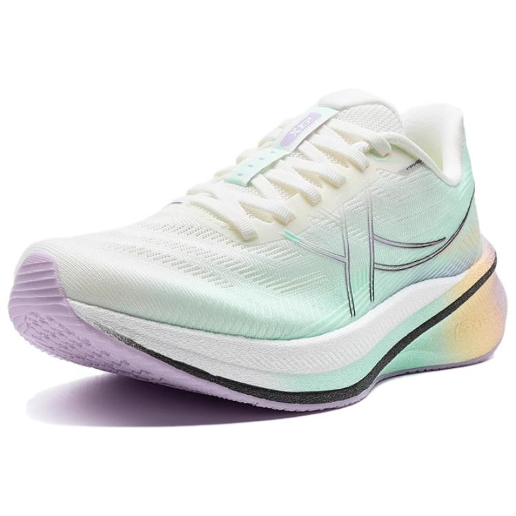 XTEP Cushioning Slip Resistant Abrasion Resistant Low top Sprint Running Shoes Women’s White Green