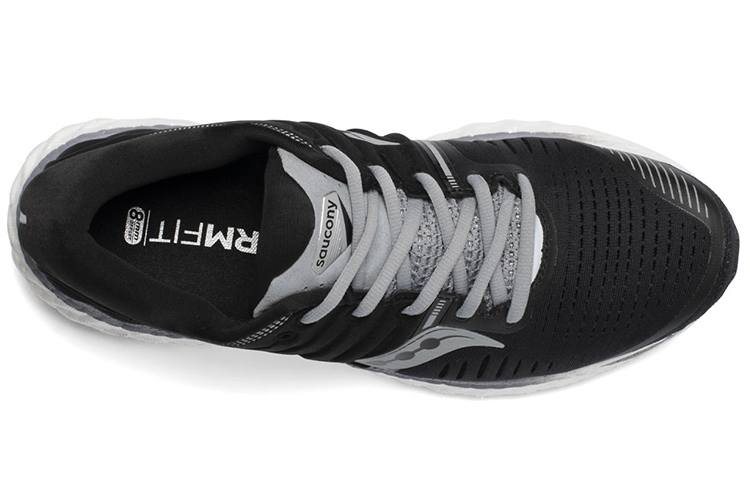 saucony Hurricane 22 ‘Black White’