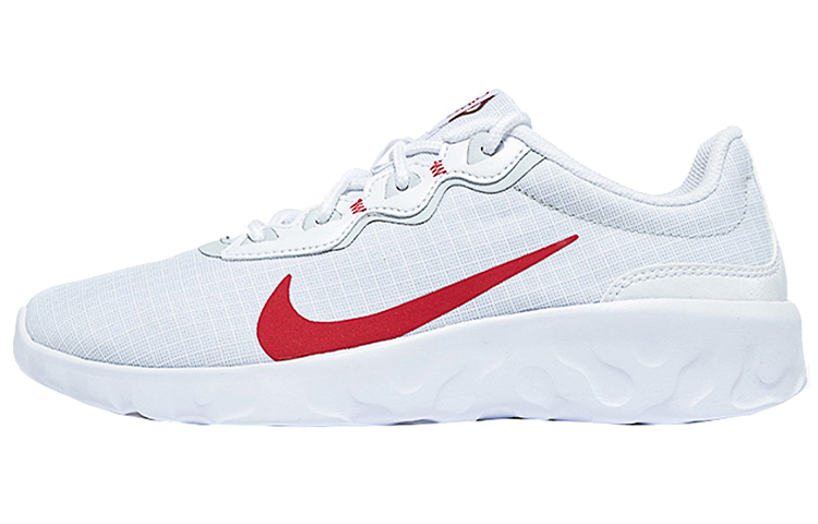 Женские кроссовки Nike Explore Strada (бело-красные)