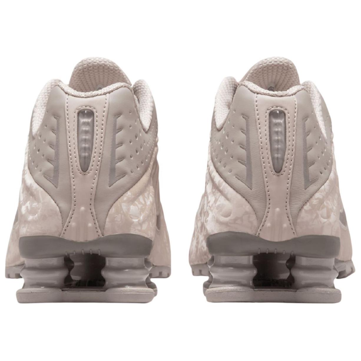 Nike Shox R4 Flat Pewter Floral Women’s