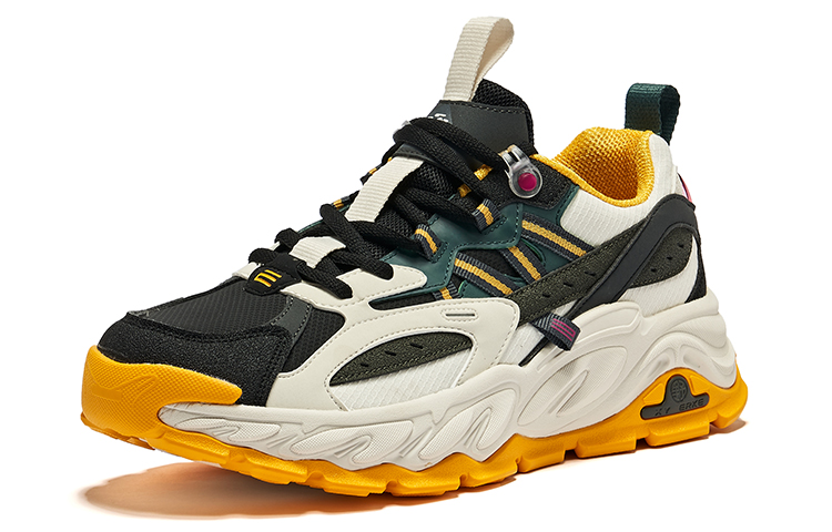 Erke Cushioning Abrasion Resistant Cushioning, Wear Resistant Low top Running Shoes Men’s Beige Black