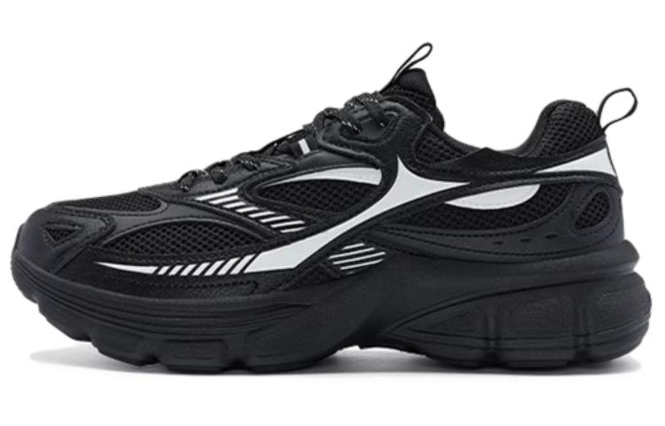 XTEP Cushioning, Wear Resistant Low top Running Shoes Women’s Black
