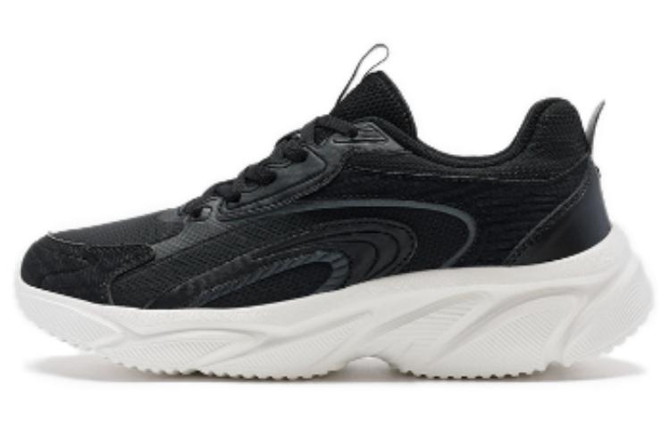 XTEP Cushioning, Wear Resistant Low top Running Shoes Women’s Black