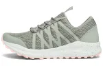 Saucony Mesh Non slip Lightweight Low top Running Shoes Women's