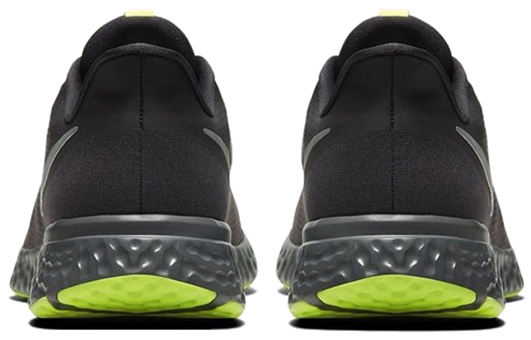 Мужские кроссовки Nike REVOLUTION 5 (черно-зеленые) — Чёрныйзелёный — фото 4