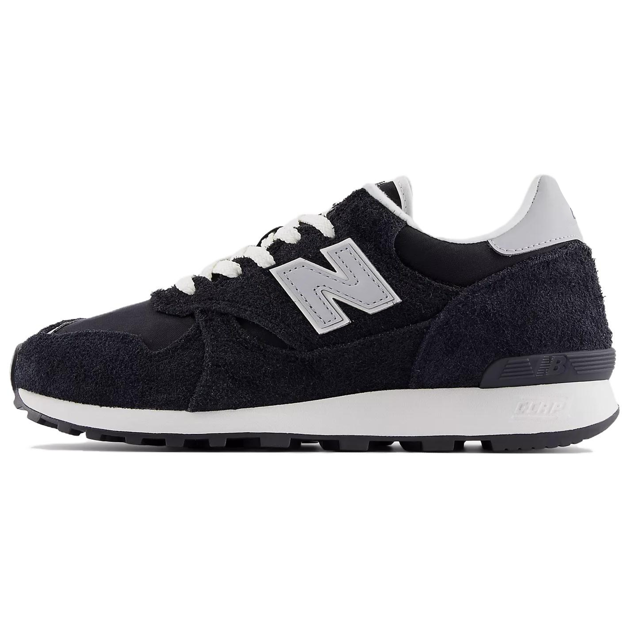 New Balance Suede Low top Sneakers