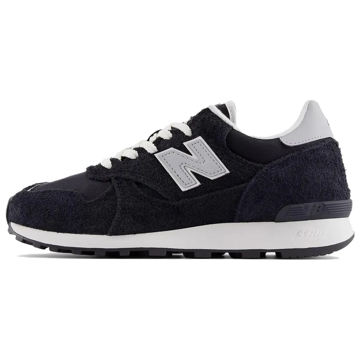 New Balance Suede Low top Sneakers
