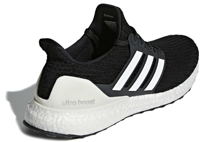 Кроссовки adidas ULT Show Your Stripes (черно-белые) — фото 4
