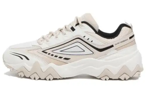 FILA Taurus V3 Comfortable Low top Running Shoes Unisex Beige Korean Style