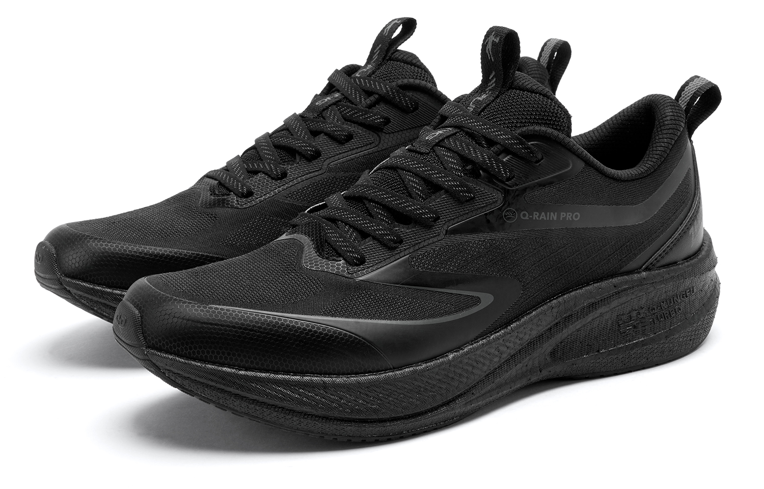 QIAODAN Swift Lite Running Shoes Men’s Low Top Black/Lightning Gray