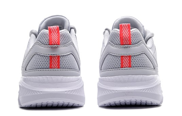 XTEP Breathable Low top Running Shoes Women’s Light Gray Red