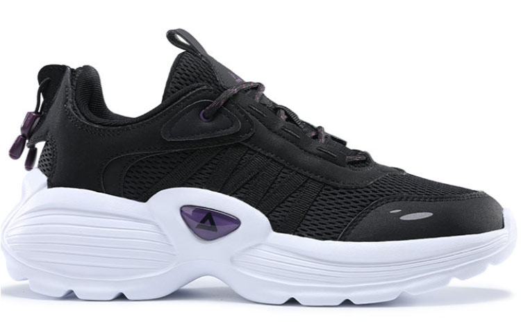 PEAK Mesh Breathable Slip Resistant Cushioning Low top Running Shoes Women’s Black White