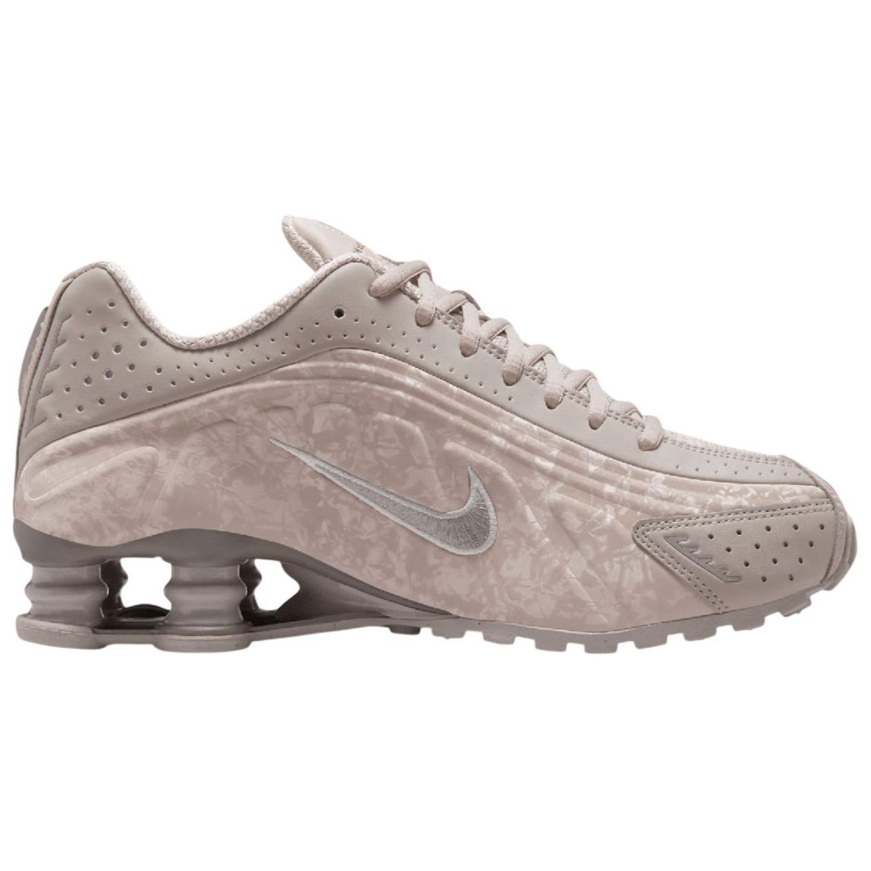 Nike Shox R4 Flat Pewter Floral Women’s
