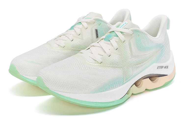 XTEP Xuan Speed 4.0 Pro Low top Running Shoes Women’s White Green