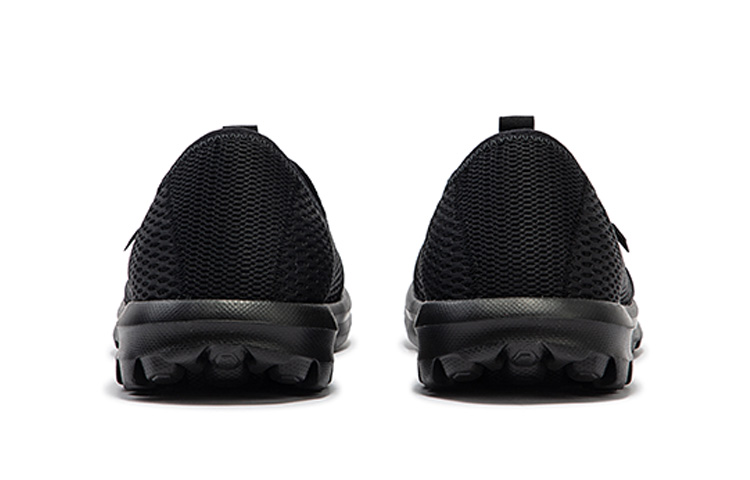 361° Slip Resistant And Breathable Low top Running Shoes Women’s Obsidian Black