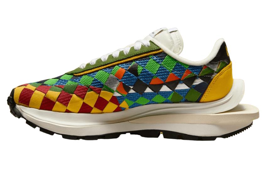 Кроссовки Sacai Sacai x Jean Paul Gaultier x Nike VaporWaffle Green Gusto (зеленые разноцветные)