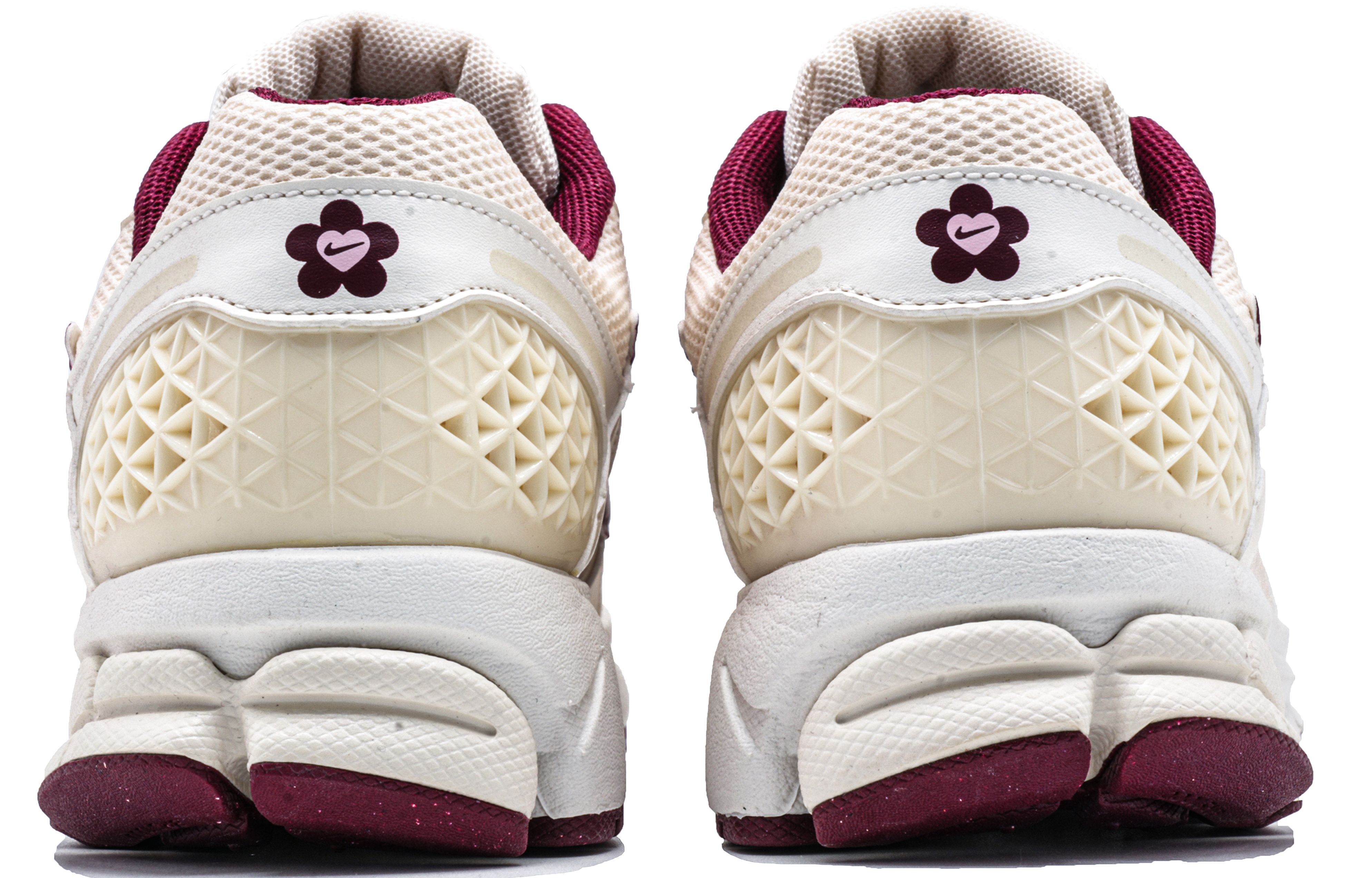Nike Zoom Vomero 5 Cushioning Slip Resistant Lightweight Low top Running Shoes Women’s White Red
