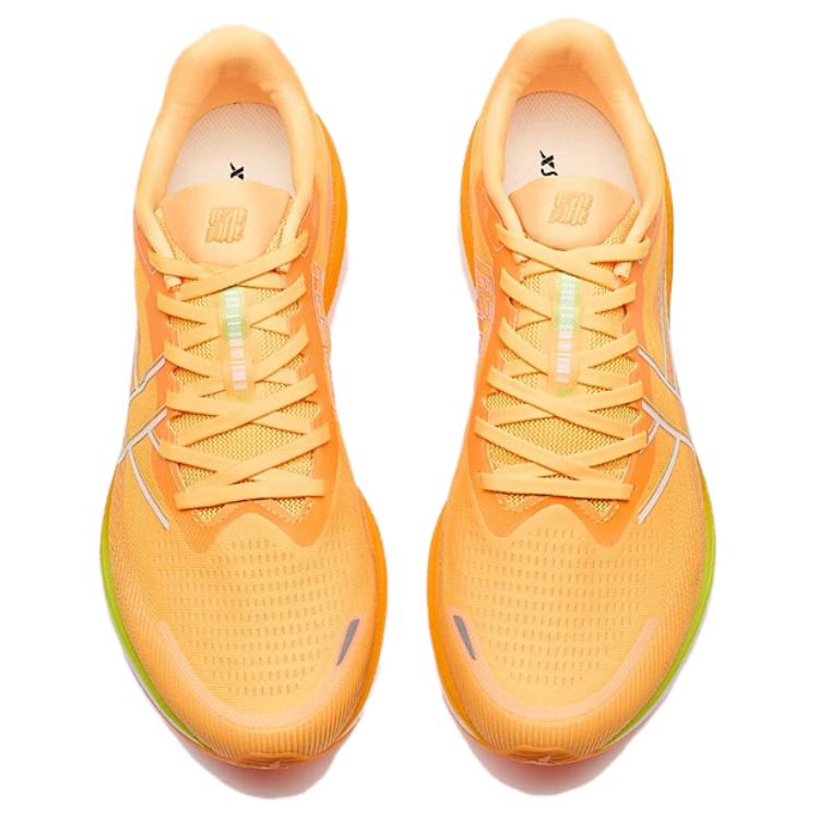 XTEP Cushioning Rebound Low top Running Shoes Men’s Orange