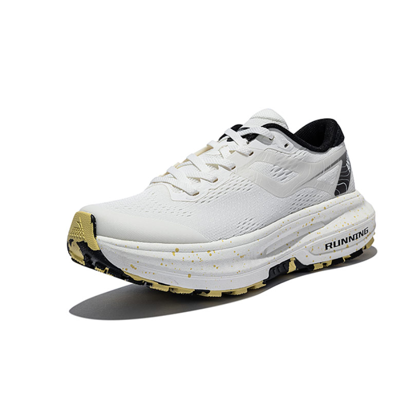 CHAOJIANTA Cushioning, Wear Resistant Running Shoes Men’s Ivory White