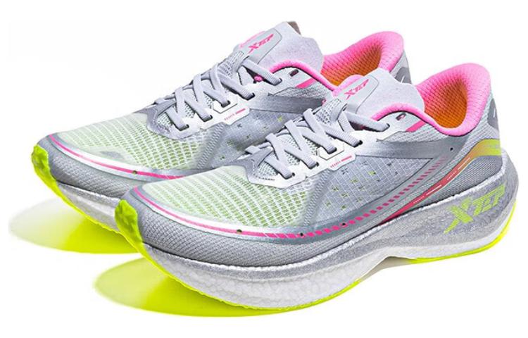 XTEP 260 1.0 Cushioning Abrasion Resistant Lightweight Low top Running Shoes Women’s Gray Silver