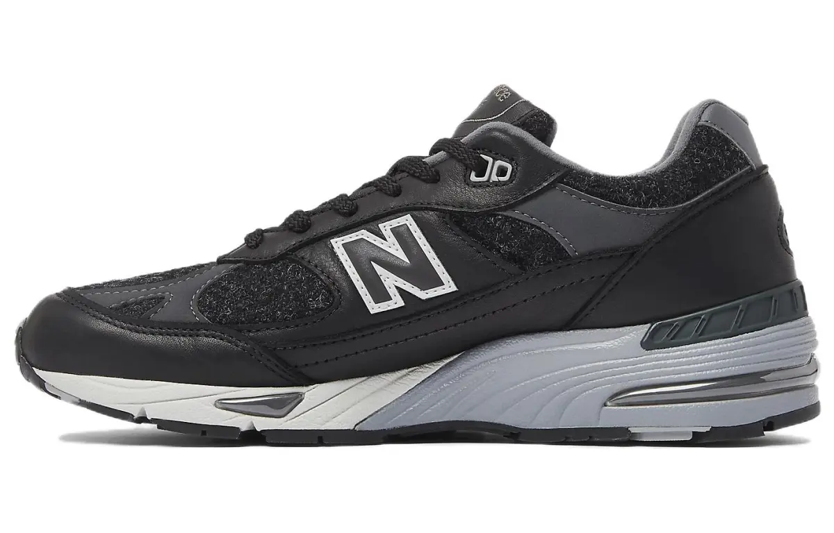 New Balance 991 sneakers