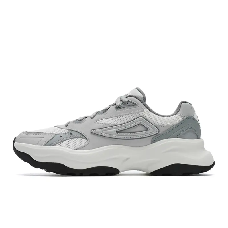 FILA Tracer Low top Running Shoes Men's Gray