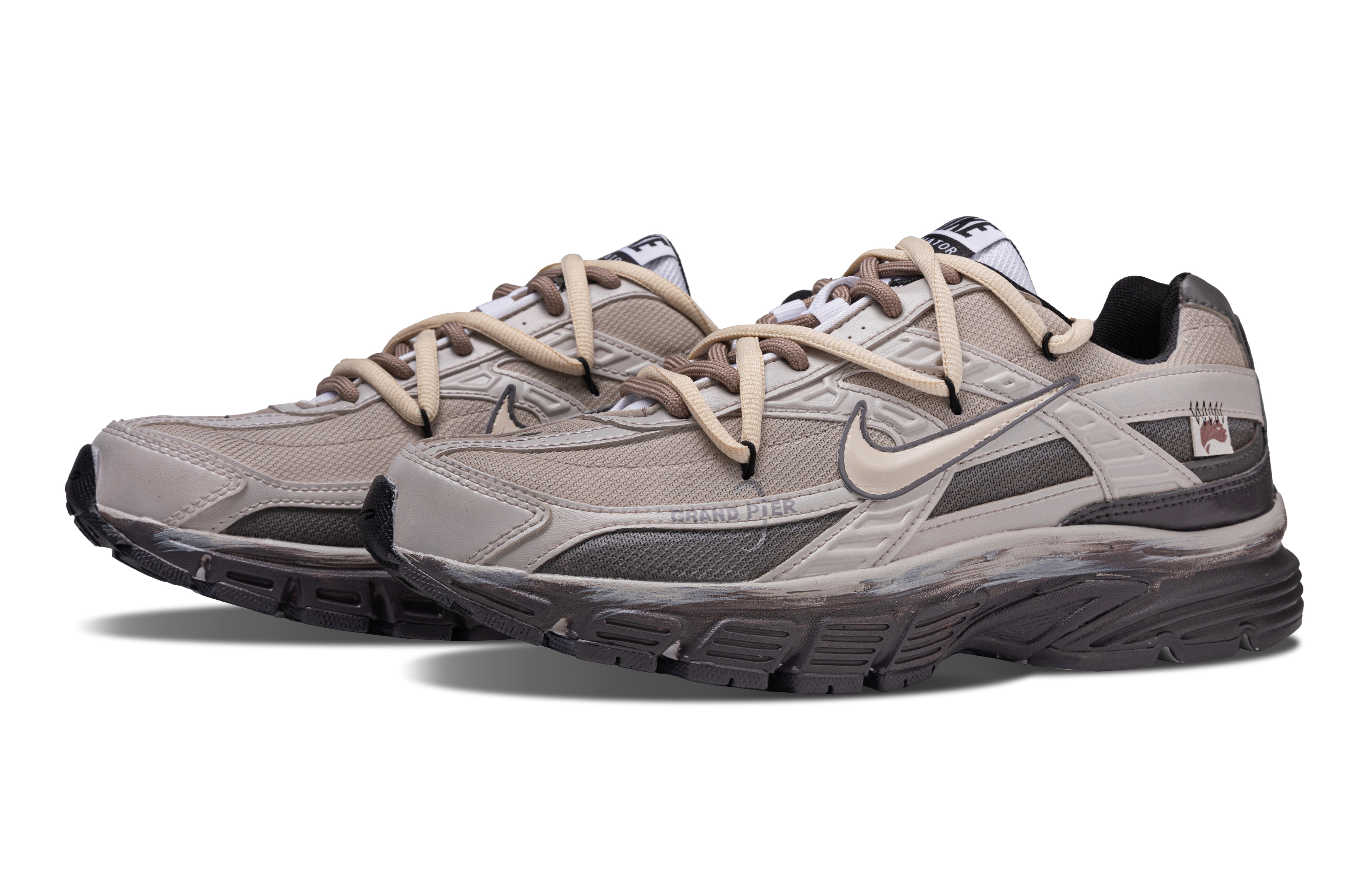 Nike Initiator Cushioning Abrasion Resistant Low top Running Shoes Men’s Brown