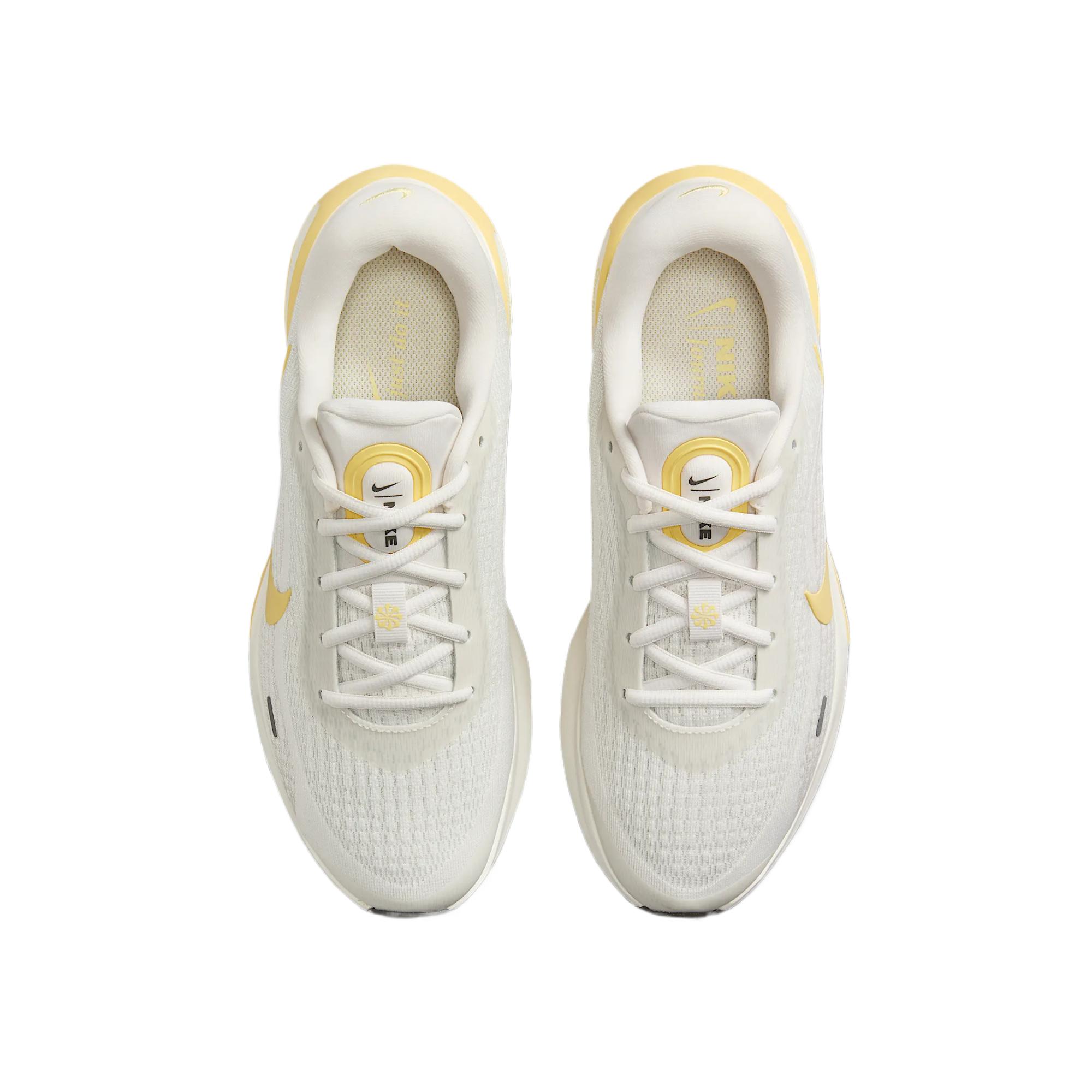 Nike Journey Run Abrasion Resistant Low top Training Running Shoes Women’s Silver Yellow