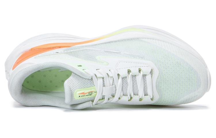 Erke Yufeng 4.0 Cushioning Abrasion Resistant Slip Resistant Low top Running Shoes Women’s White Green