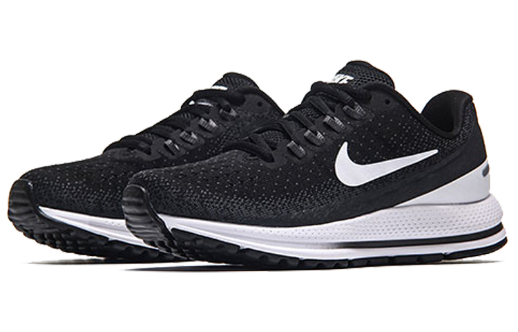 Женские кроссовки Nike Air Zoom Vomero 13 (черно-белые) — фото 3