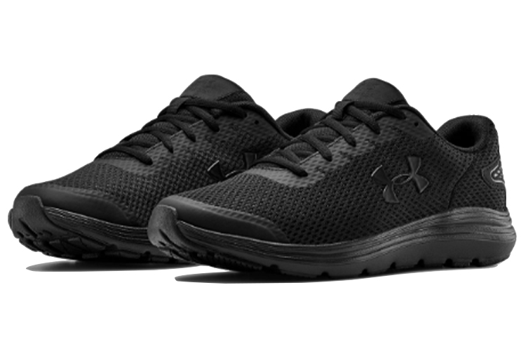 Мужские кроссовки Under Armour Surge (черные) — фото 3